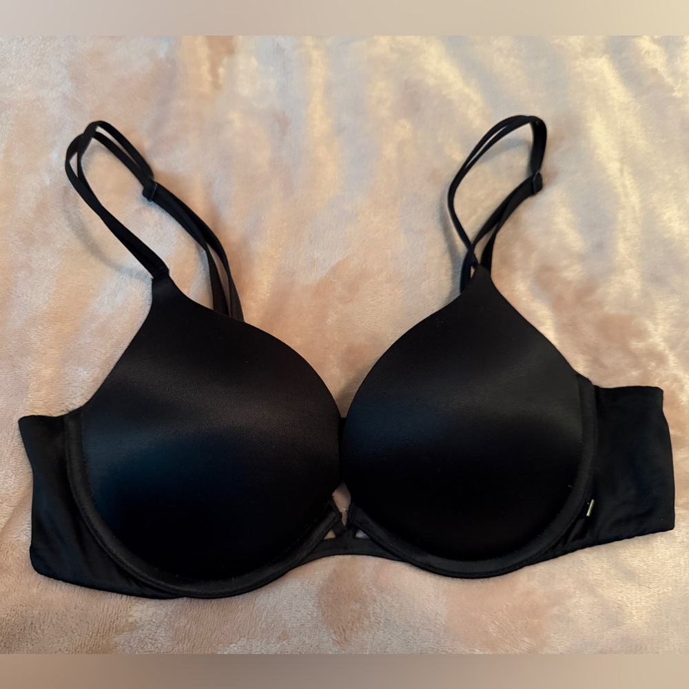 Victoria's Secret Black Very Sexy Push-up Bra